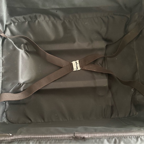 Gucci Rolling Luggage and crossbody bag set - Picture 2 of 13